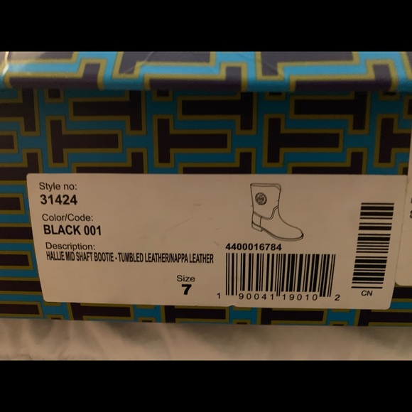 Tory Burch boots - Picture 7 of 7